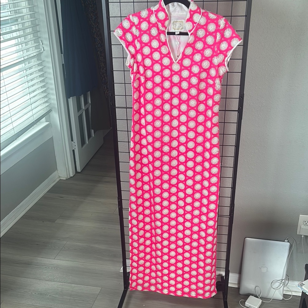 Sail to Sable Pink and White Maxi Dress new without tags